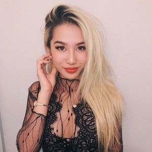 Meet your Posher, Nicky